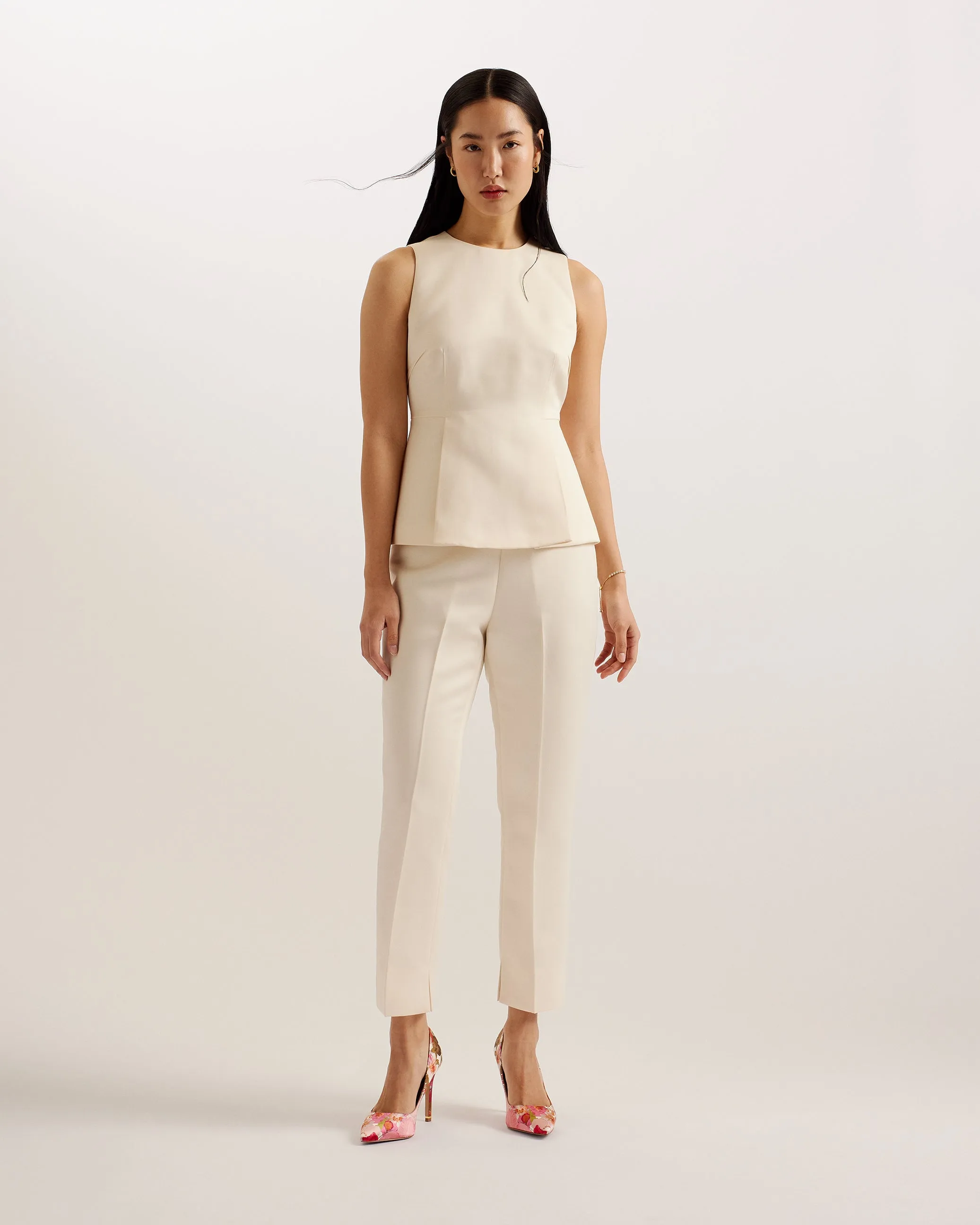 Akenit Slim Leg Tailored Trouser Nude