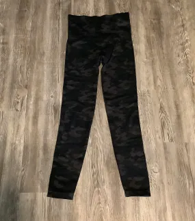 Athletic Leggings By Spanx In Camouflage Print, Size: S